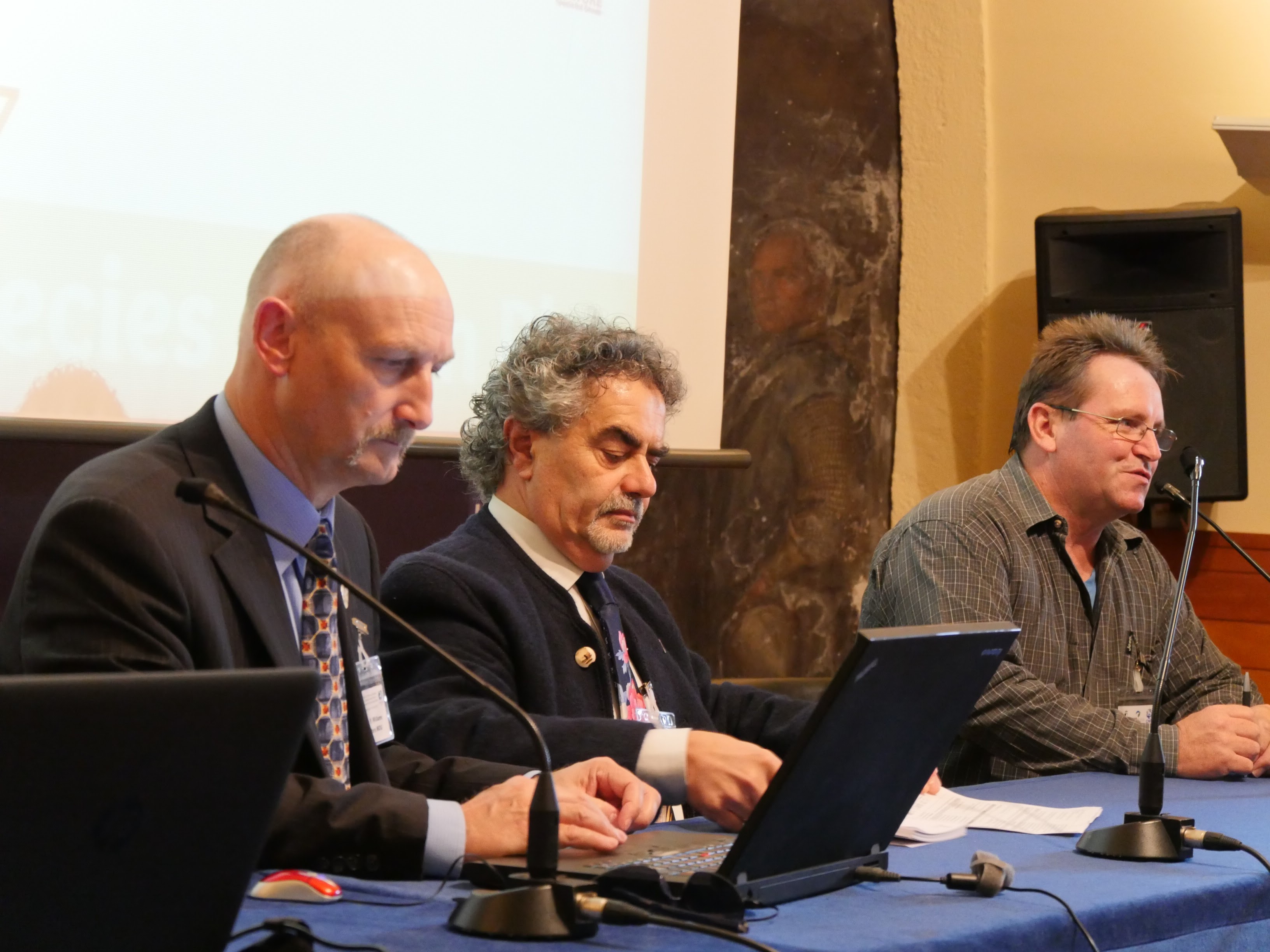 L-R: Nick P. Williams, CMS Raptors MOU; Dr. Fernando Spina, Chair of the Workshop; André Botha, Overarching Coordinator / Vulture MsAP. © SEO BirdLife